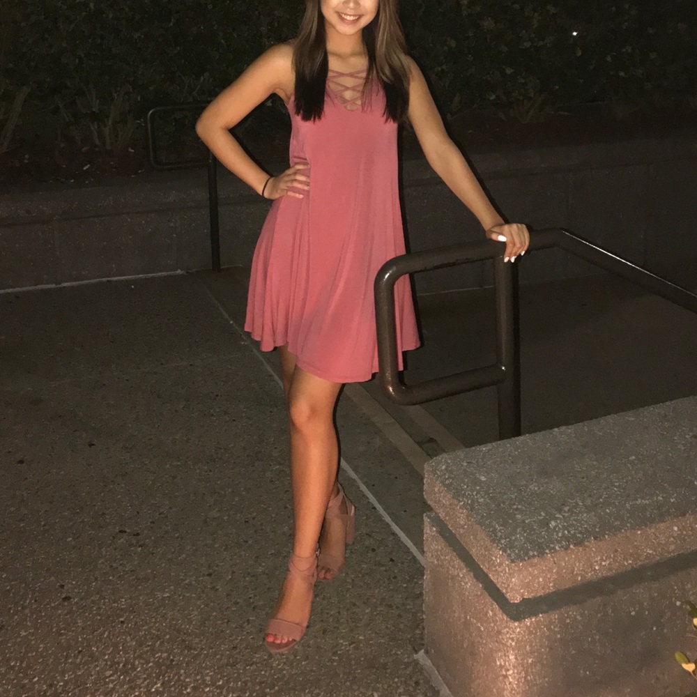 Pink cross dress